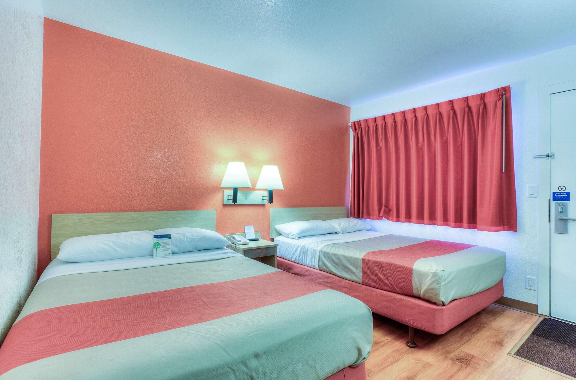 Motel 6-Tigard, Or - Portland South - Lake Oswego Ngoại thất bức ảnh