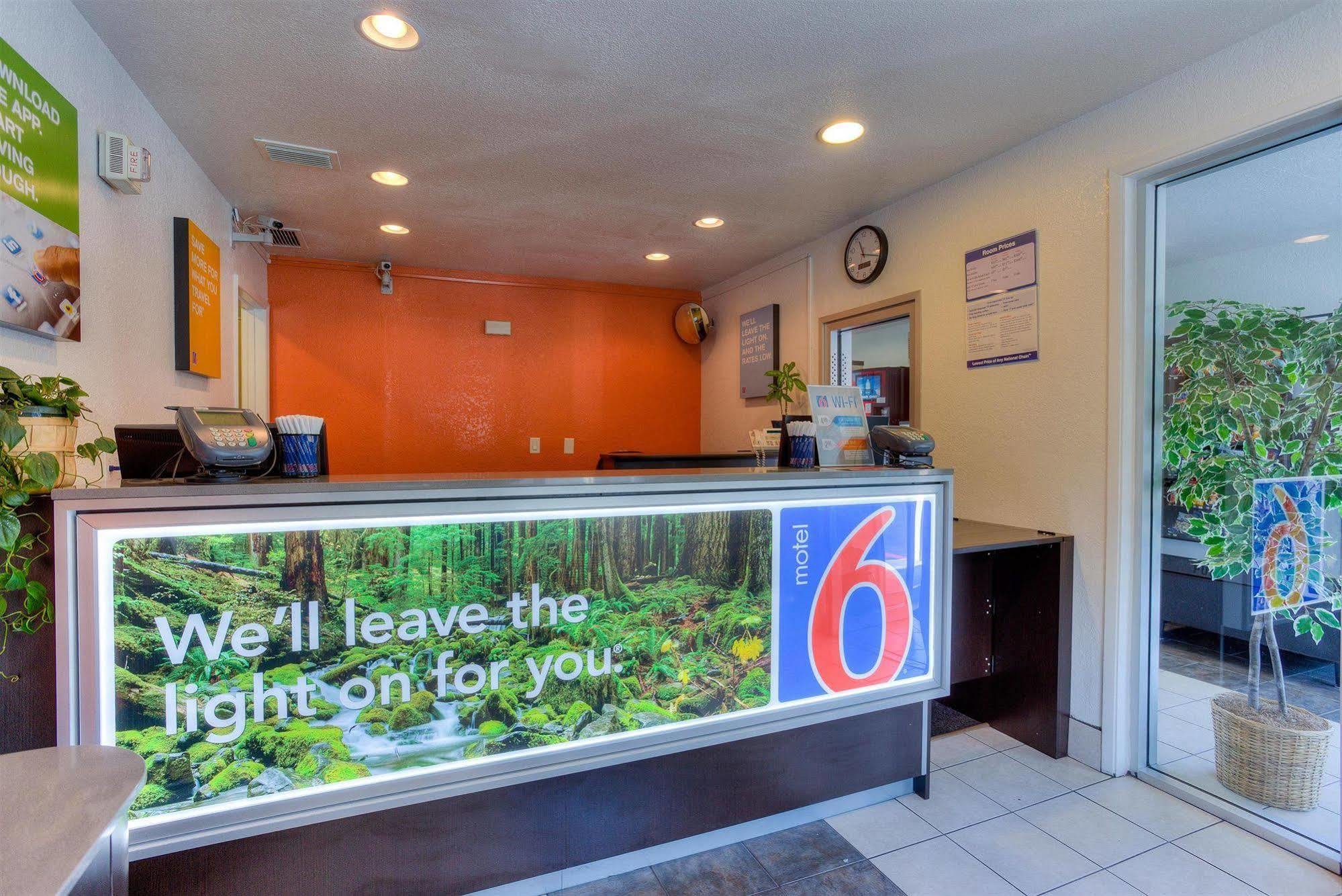 Motel 6-Tigard, Or - Portland South - Lake Oswego Ngoại thất bức ảnh