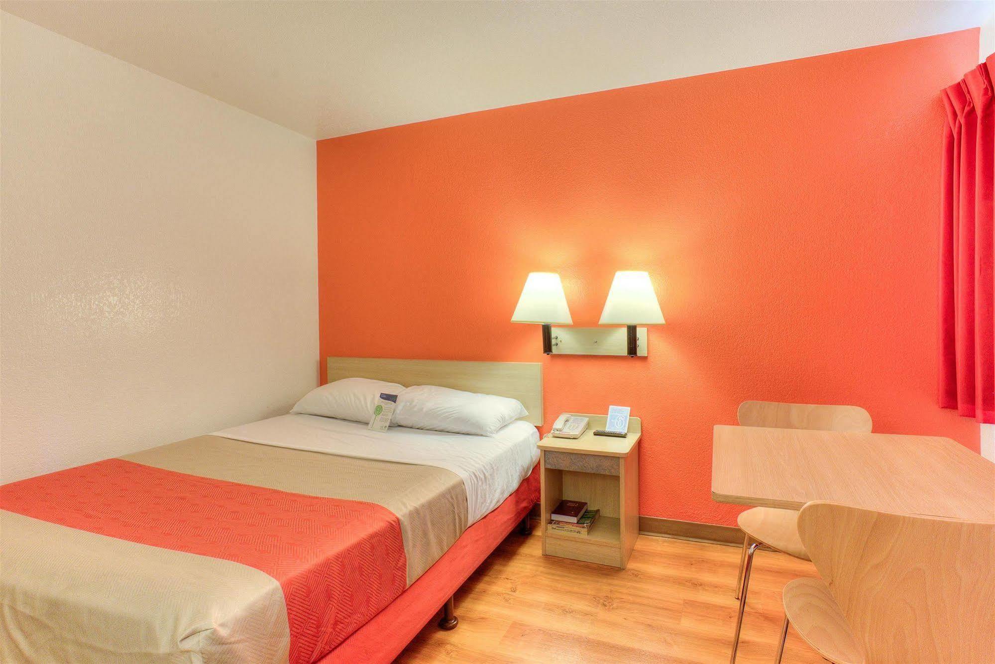 Motel 6-Tigard, Or - Portland South - Lake Oswego Ngoại thất bức ảnh