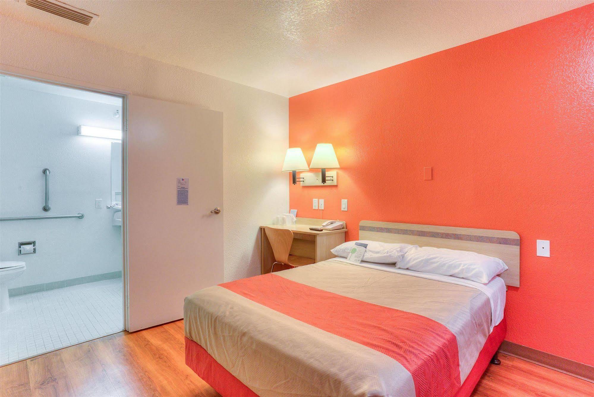 Motel 6-Tigard, Or - Portland South - Lake Oswego Ngoại thất bức ảnh